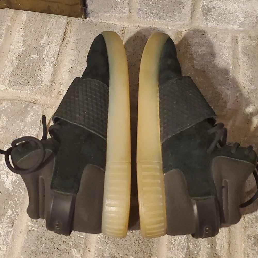 Adidas Shoes Kids Size 1.5 Tubular Invader Suade Sneakers Orthlite Black
